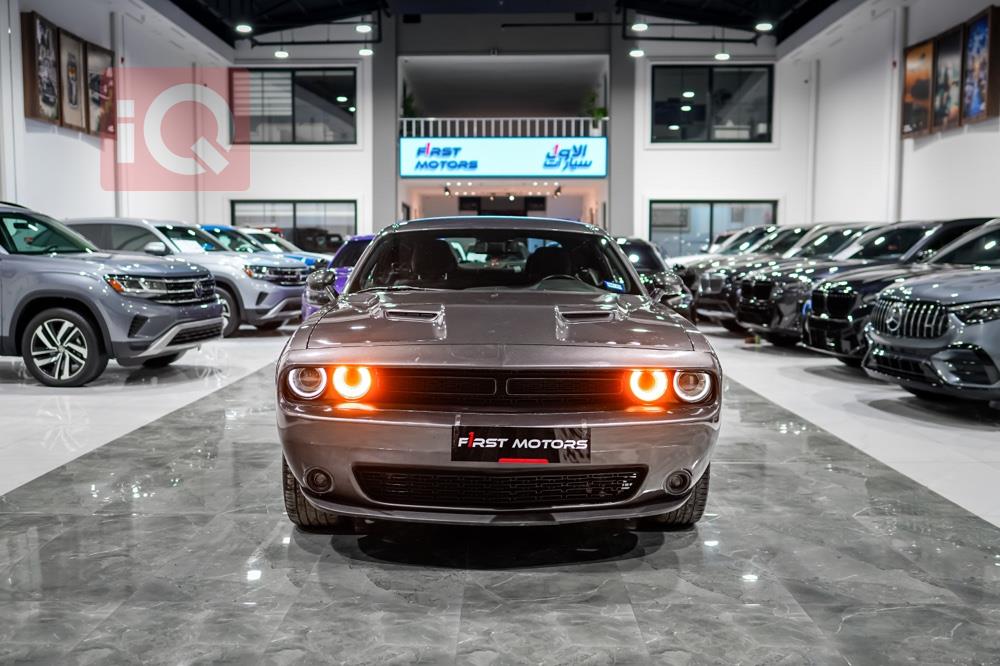 Dodge Challenger